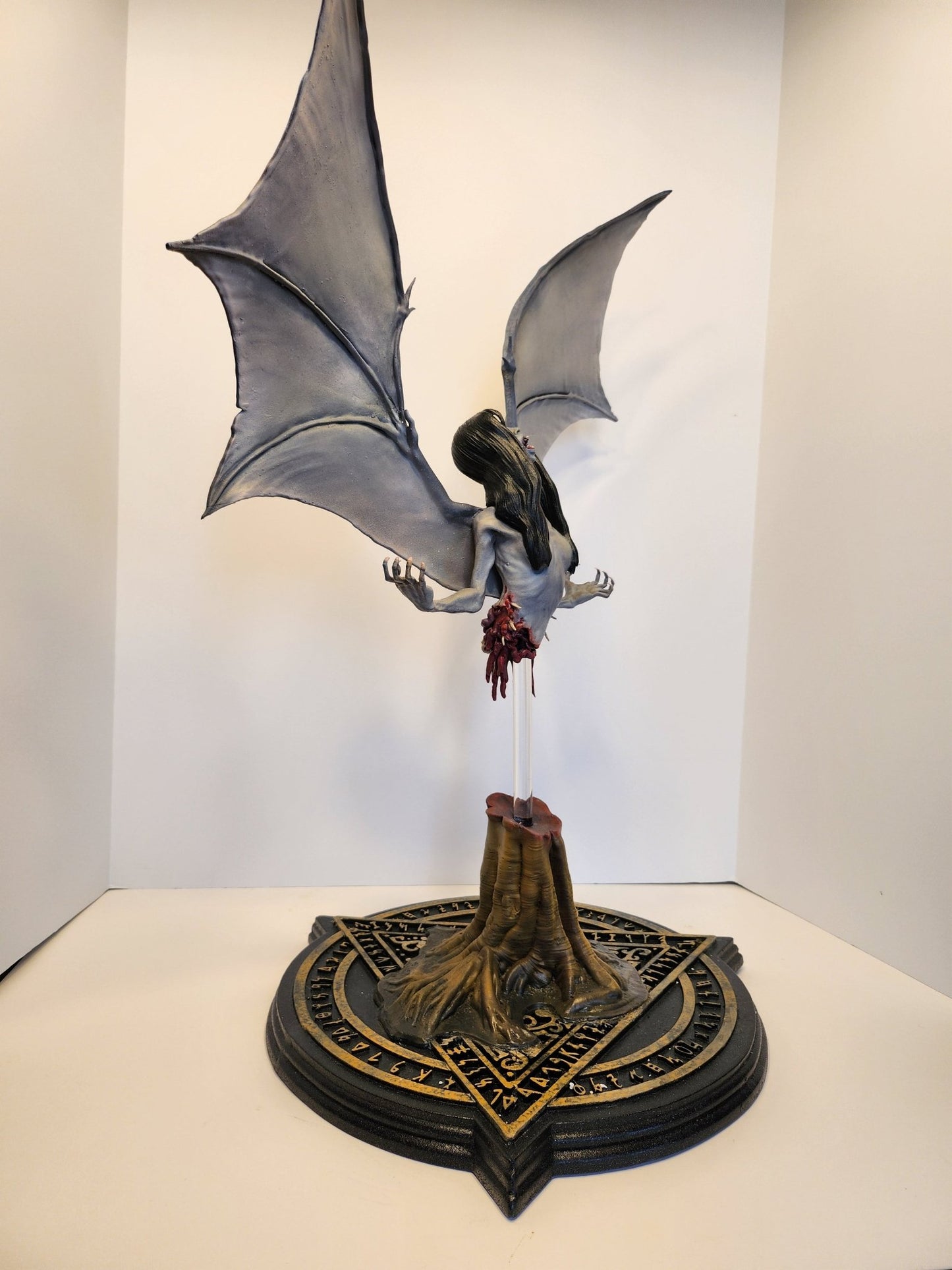 Manananggal Statue - Spectral Ink Shop - Figurine -man-002